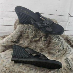 Liz Claiborne sz‎ 10 Gabriell Black Wedge Sandals